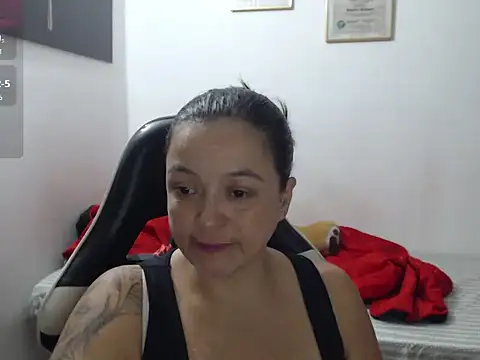 katty lorens online show from May 22, 12:40 am