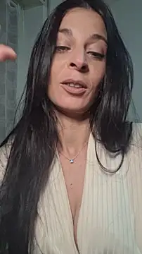 patatinahot87 online show from April 11, 3:49 pm