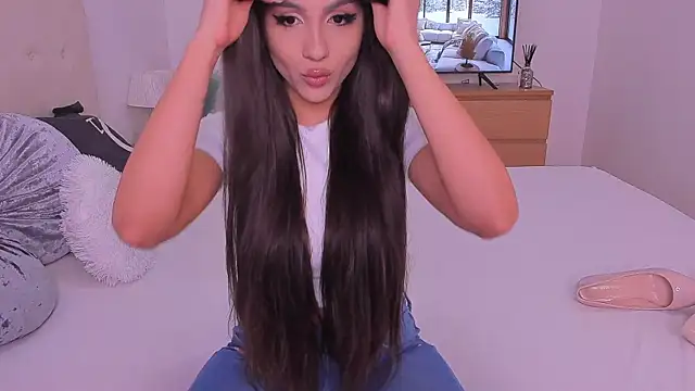 Snapshot of Your_Girl69XXX chatting on January 24, 10:51 pm Your Girl69XXX online show from January 24, 10:51 pm