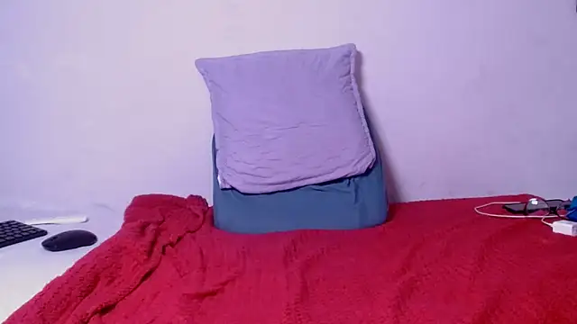 hannapasion online show from February 14, 9:00 pm