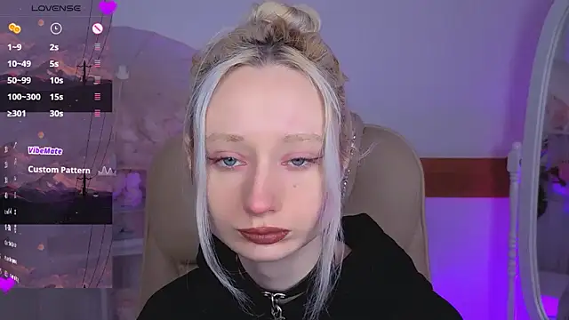 Snapshot of Katia_Kim chatting on February 5, 6:40 am Katia Kim online show from February 5, 6:40 am