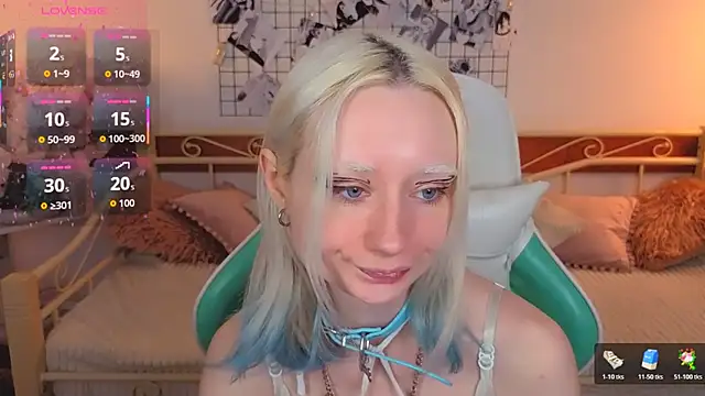 Snapshot of Katia_Kim chatting on March 7, 6:32 am Katia Kim online show from March 7, 6:32 am