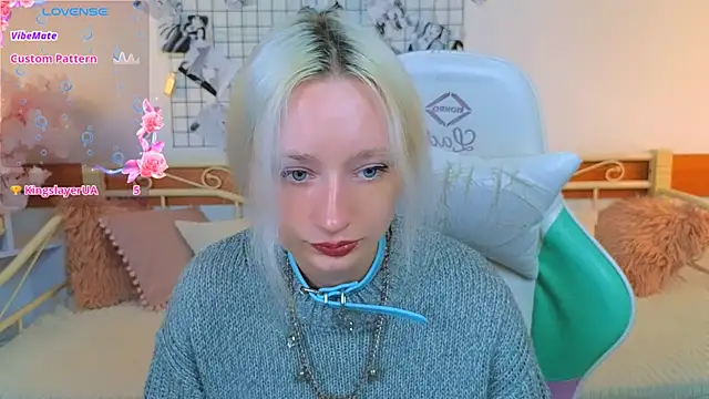 Snapshot of Katia_Kim chatting on March 28, 6:24 am Katia Kim online show from March 28, 6:24 am