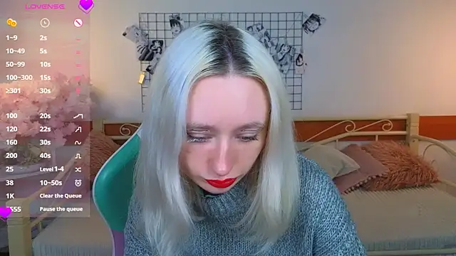 Snapshot of Katia_Kim chatting on April 11, 5:23 am Katia Kim online show from April 11, 5:23 am