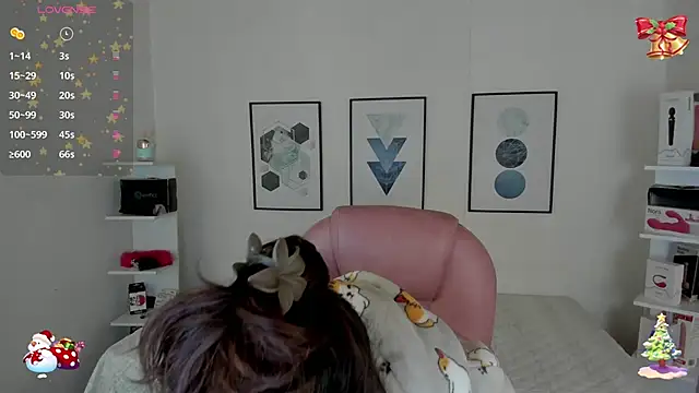 cristal  hot 1 online show from December 10, 4:02 am