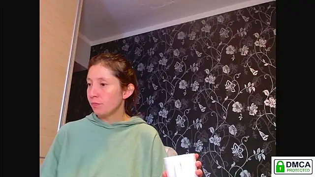 Sophi Cute online show from January 13, 12:32 pm