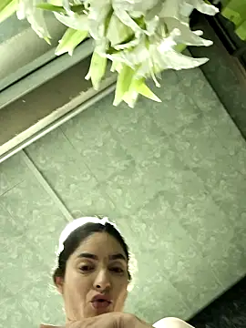 Sam Sara online show from October 21, 1:17 am