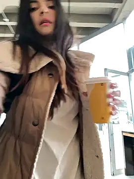 Sam Sara online show from December 21, 1:07 pm