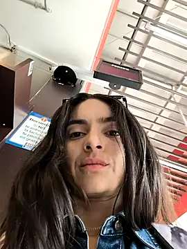 Sam Sara online show from December 22, 3:42 pm