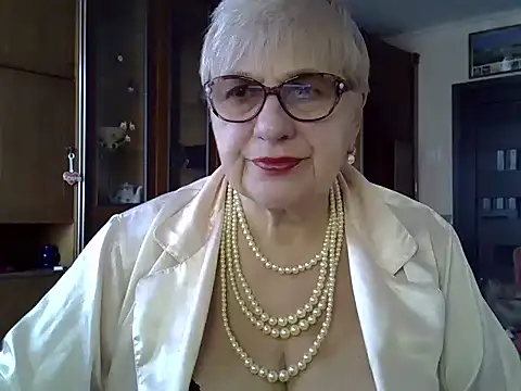 SweetCherry27 online show from February 18, 11:11 am