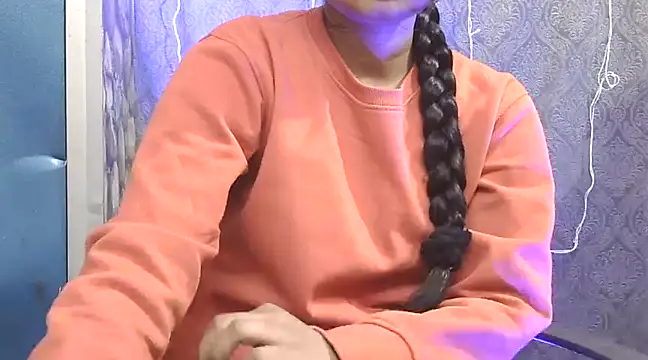 Snapshot of Supriya201 chatting on December 10, 9:33 am Supriya201 online show from December 10, 9:33 am