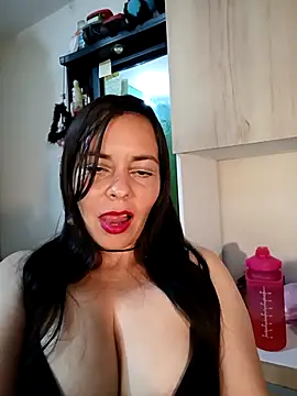 johannatb online show from March 12, 3:45 am