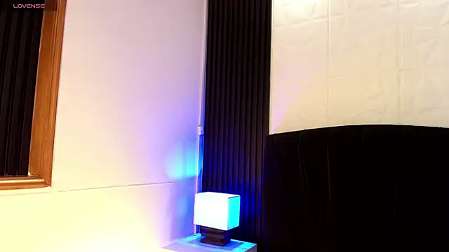 alicia moom online show from March 16, 7:29 pm