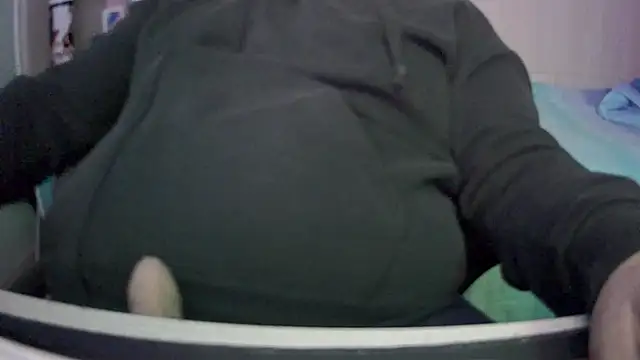 Snapshot of michele1500 chatting on November 14, 5:11 pm michele1500 online show from November 14, 5:11 pm