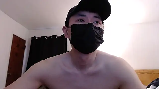 twbobo00715 online show from March 6, 4:36 pm