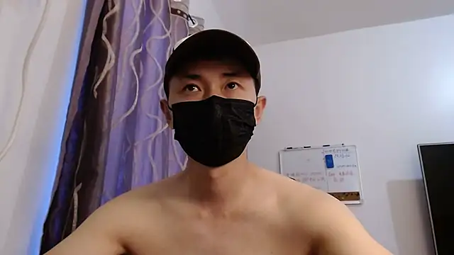 twbobo00715 online show from August 1, 11:25 pm