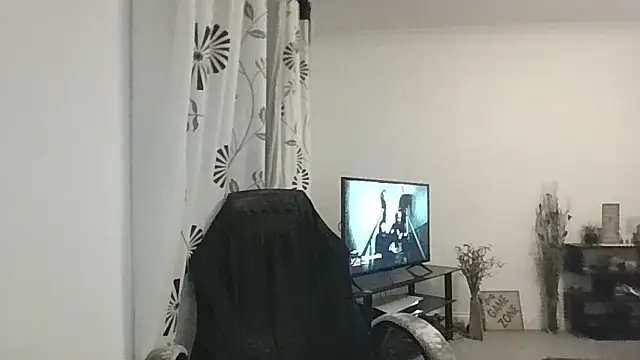 33ENG online show from October 29, 11:50 pm