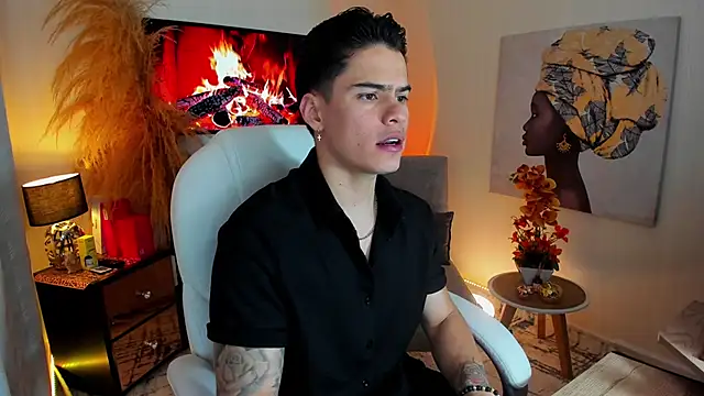 Matias Murrier online show from November 4, 12:37 pm