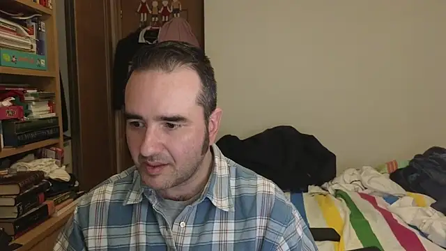 curiosillo83 online show from April 15, 2:02 pm