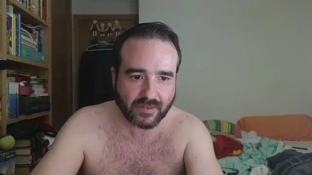 Snapshot of curiosillo83 chatting on June 17, 11:27 pm curiosillo83 online show from June 17, 11:27 pm