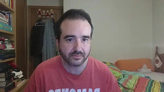Snapshot of curiosillo83 chatting on June 24, 12:48 pm curiosillo83 online show from June 24, 12:48 pm
