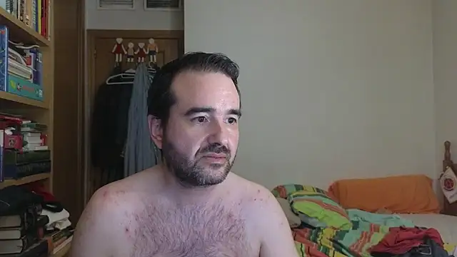 Snapshot of curiosillo83 chatting on June 25, 5:12 am curiosillo83 online show from June 25, 5:12 am
