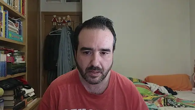 Snapshot of curiosillo83 chatting on June 26, 8:02 pm curiosillo83 online show from June 26, 8:02 pm