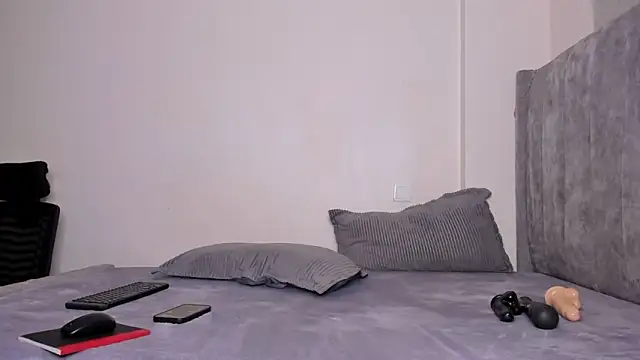 Snapshot of sexy_ariah chatting on February 4, 5:13 am sexy ariah online show from February 4, 5:13 am