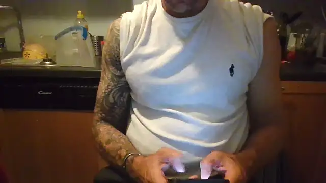 Snapshot of jouet75 chatting on July 26, 9:00 pm jouet75 online show from July 26, 9:00 pm