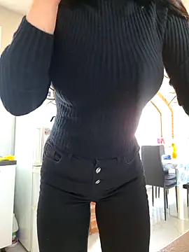 luxxe25 online show from March 31, 8:04 am