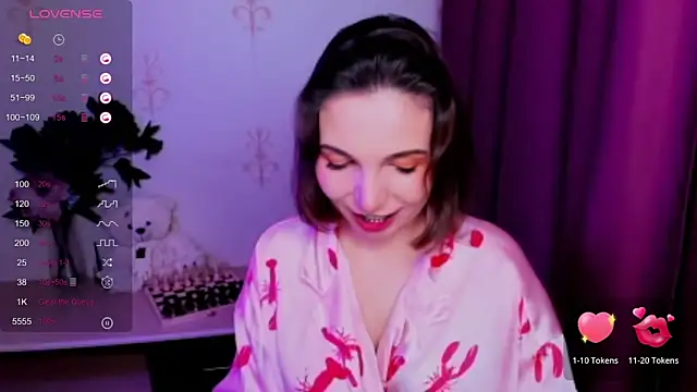 KindHazelHere  online show from November 25, 12:21 am