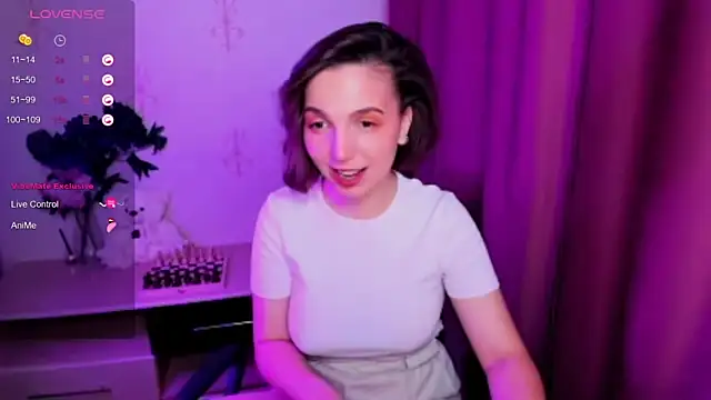 KindHazelHere  online show from December 5, 5:09 pm