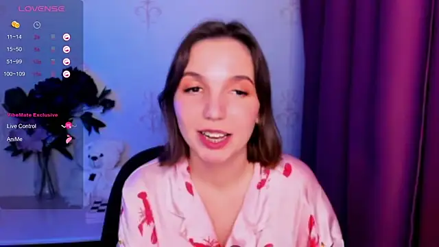 KindHazelHere  online show from January 11, 8:19 am