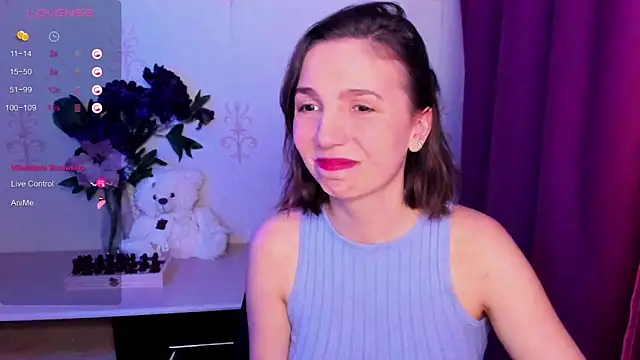 KindHazelHere  online show from February 15, 7:51 am