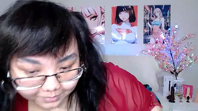 Snapshot of Moertomlly chatting on March 6, 4:09 am Moertomlly online show from March 6, 4:09 am