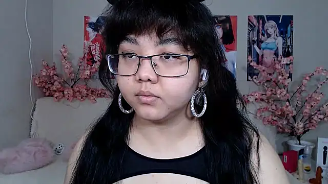 Snapshot of Moertomlly chatting on March 28, 4:01 am Moertomlly online show from March 28, 4:01 am