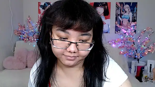 Snapshot of Moertomlly chatting on March 29, 4:12 am Moertomlly online show from March 29, 4:12 am