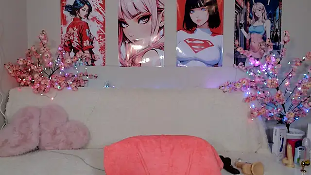 Snapshot of Moertomlly chatting on April 3, 4:10 am Moertomlly online show from April 3, 4:10 am