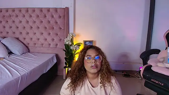  nickypurple  online show from February 21, 1:34 pm