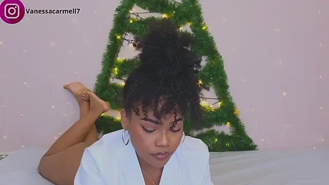 ShadayCarmell online show from December 14, 8:40 pm