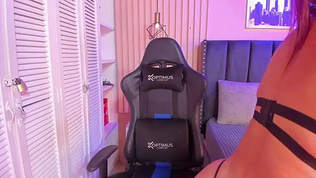 ashlye miller  online show from January 14, 3:43 am