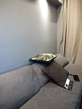 Snapshot of biancabombombbw chatting on October 2, 8:05 pm biancabombombbw online show from October 2, 8:05 pm