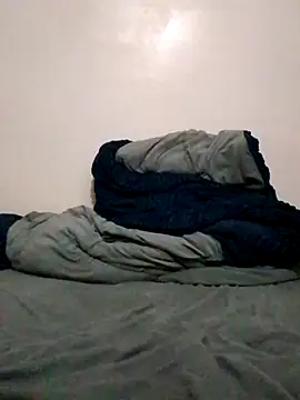 pretty-donna online show from November 3, 12:17 pm