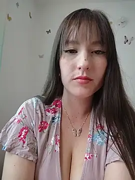 Snapshot of Belly_Rosse chatting on July 15, 6:57 pm Belly Rosse online show from July 15, 6:57 pm
