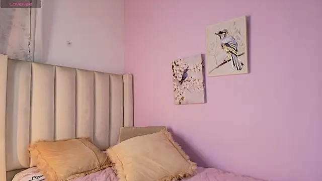 Mhia palmer online show from April 17, 2:09 pm