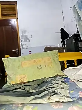 kaiz0217 online show from March 22, 10:59 pm