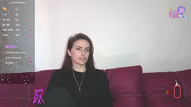 xx adrihanna xx online show from April 15, 7:15 am