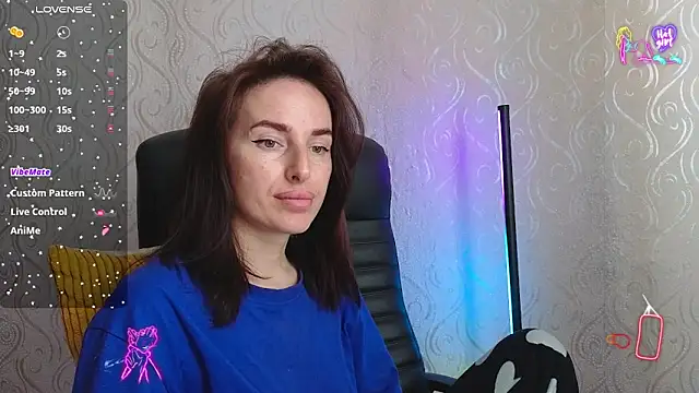 xx adrihanna xx online show from May 31, 7:26 am