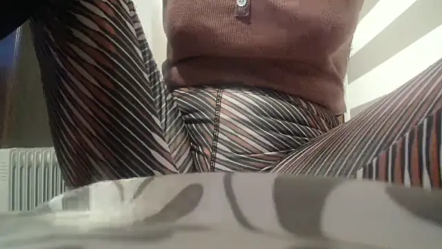 Snapshot of Web_Lady chatting on September 28, 5:07 pm Web Lady online show from September 28, 5:07 pm