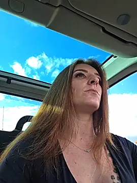 Snapshot of Ladykimberly_XOXO chatting on October 25, 3:07 pm Ladykimberly XOXO online show from October 25, 3:07 pm